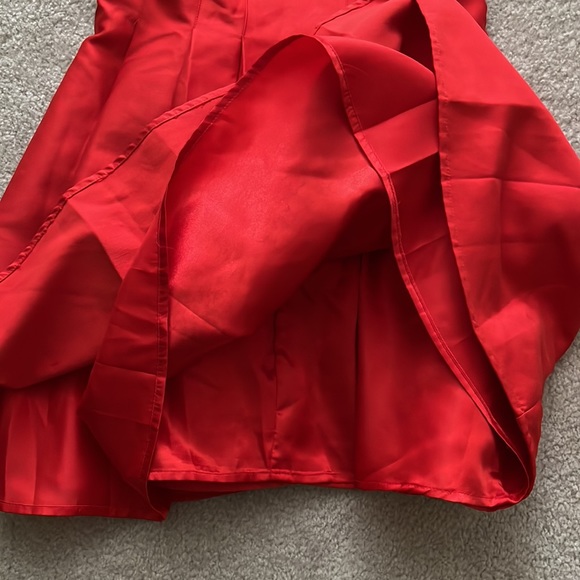 Chic Red Dress spaghetti strap - Picture 4 of 5